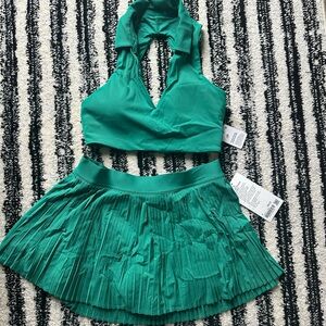 Lululemon Cascadia Green Tennis Set